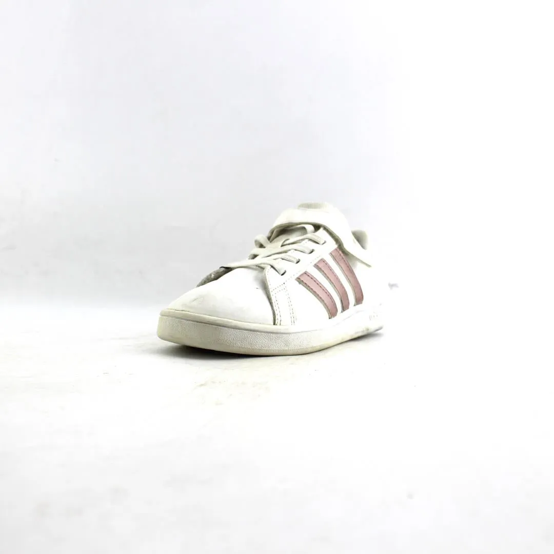 ADIDAS . Adidas Bball Shoes