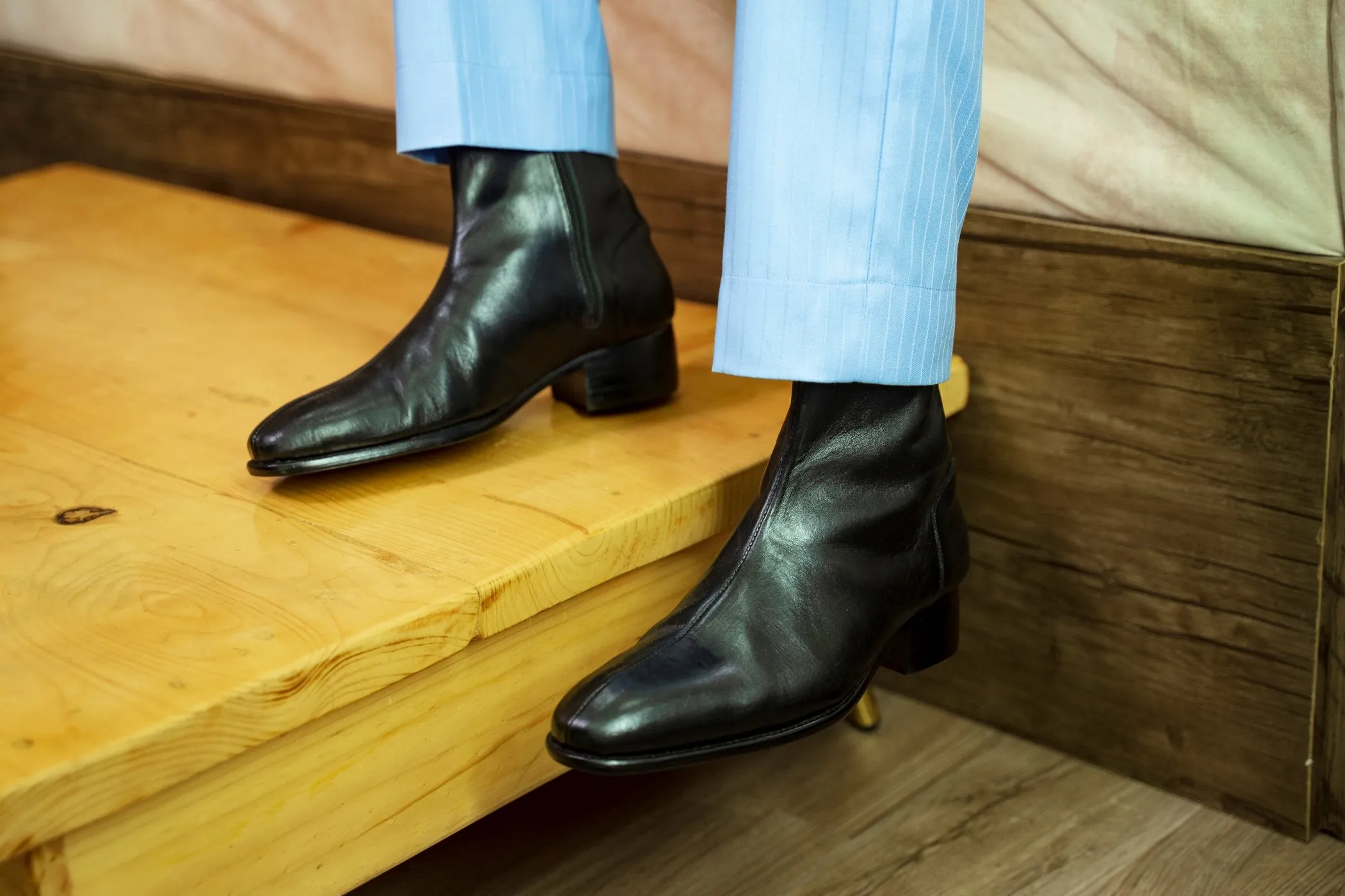 Ajadi Senior Man Boots in Black Leather with Side Zipper and Cuban Heel Men Boots