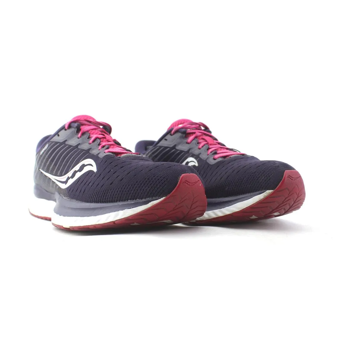 SAUCONY GUIDE 13 Closeout Running Shoes
