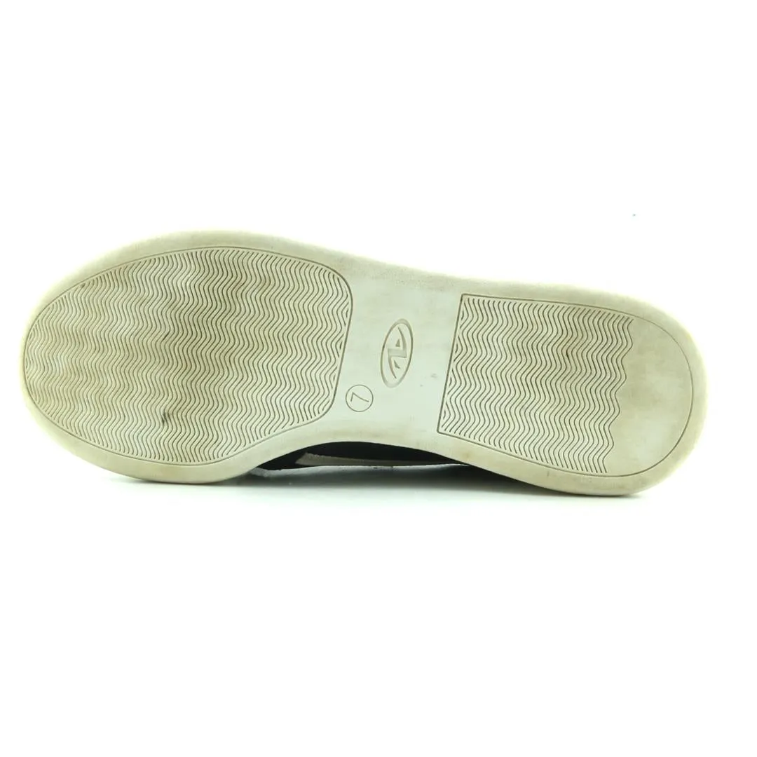 Nyc Sneakers ATHLETIC WORKS .