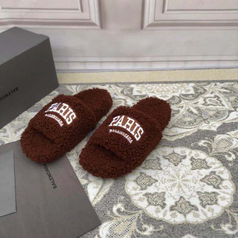 Leggings And Sandals Balenciaga Luxury Sandals