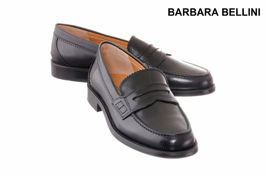 Bb Chanterelle Black Loafers Magnanni