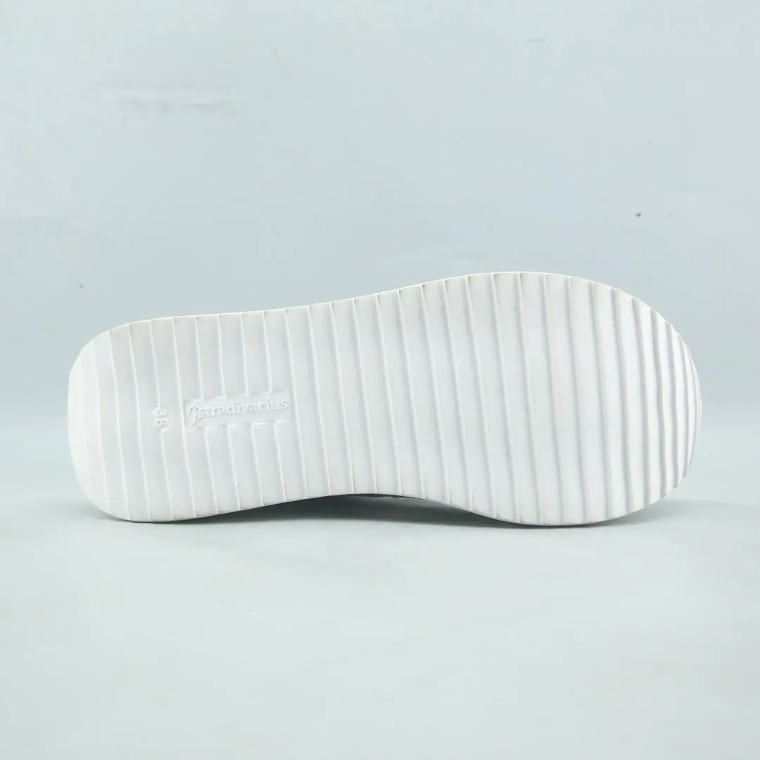 Best Winter Sneakers STRADIVARIUS .