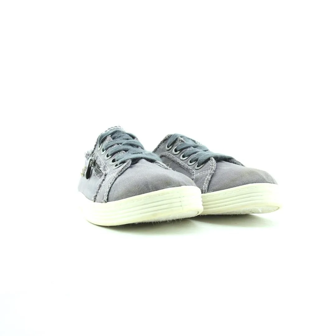 Dress And Sneakers Outfit BLOWFISH FOXIE