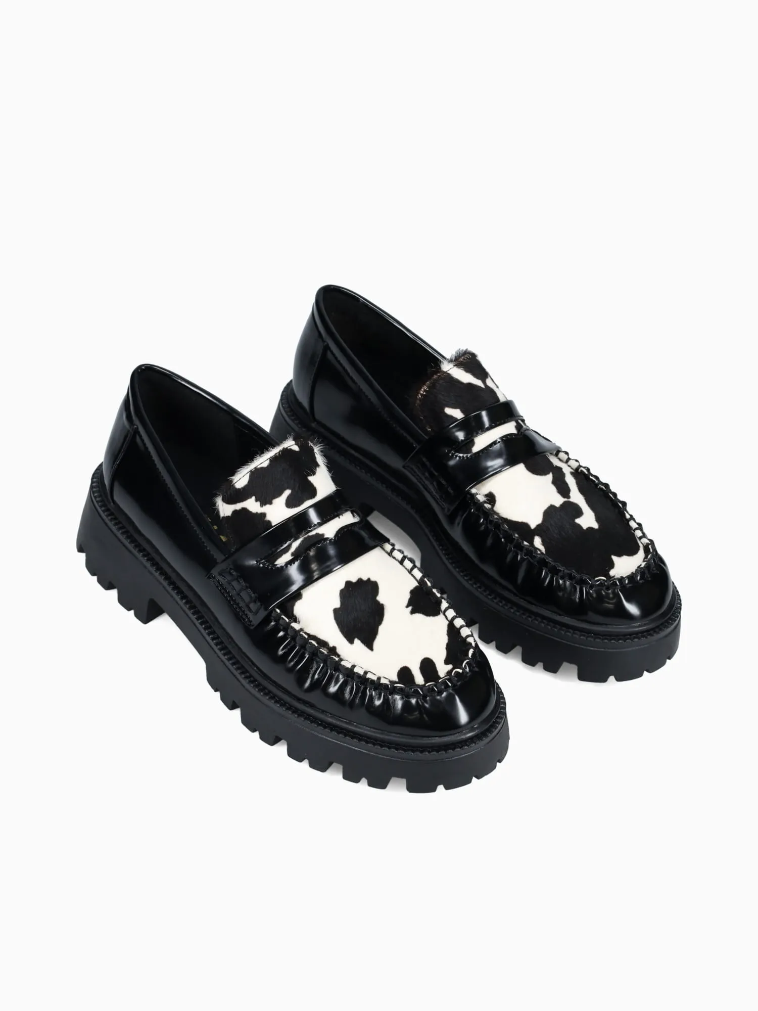 Loafers In Spanish Bowie Cow Print