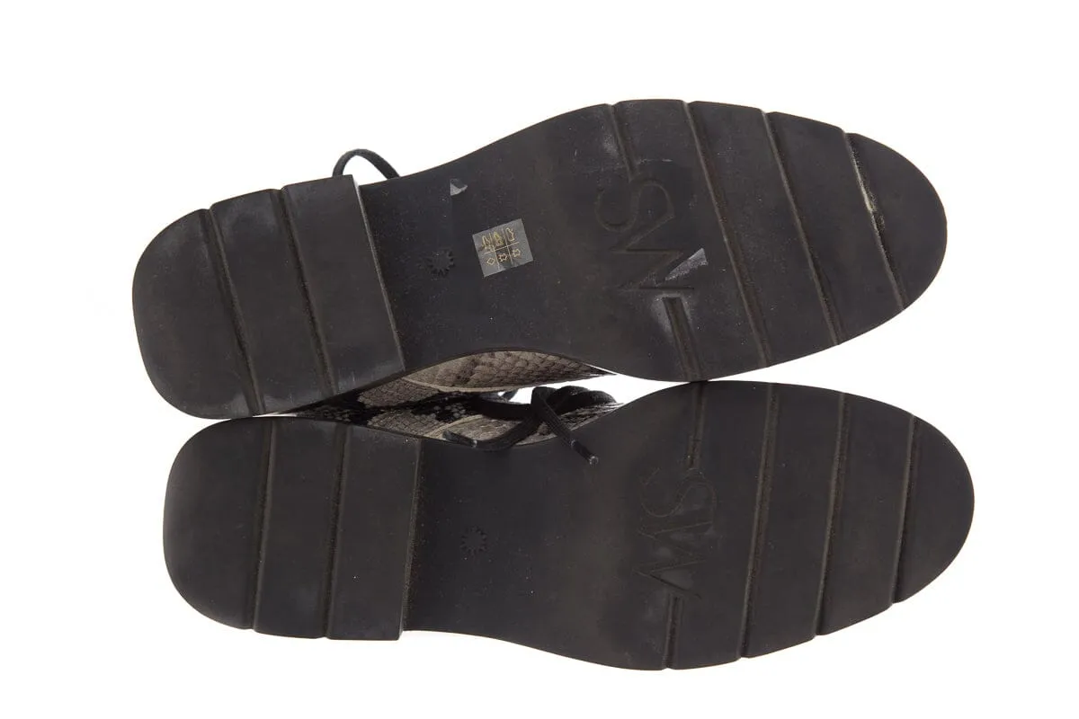 Comfortable Snow Boots Stuart Weitzman MCKENZEE Grey Snakeskin Boots SZ 6.5