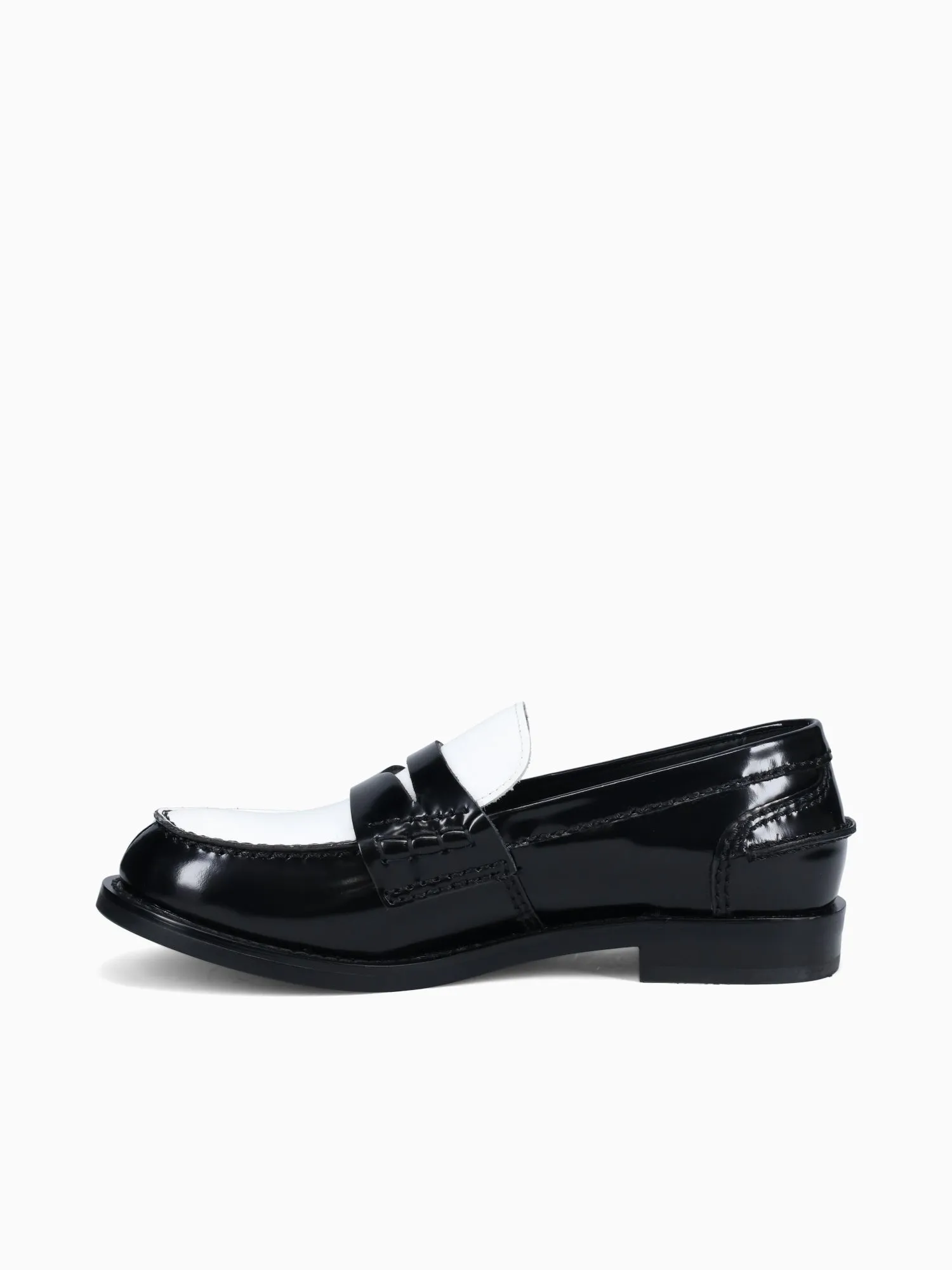 Barefoot Penny Loafers Colleague Black White  cow leather