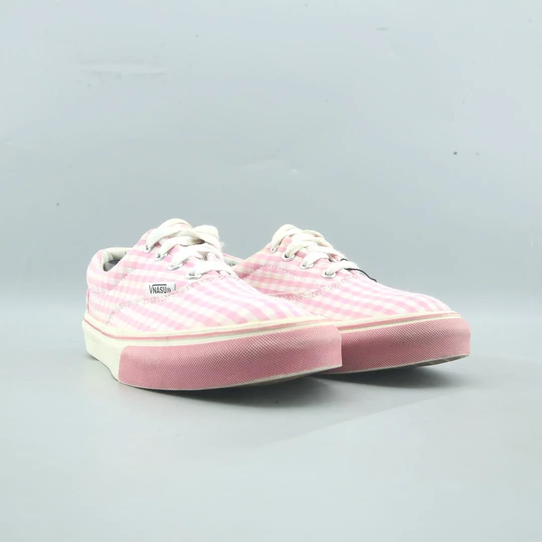 Nmd R1 Stlt Primeknit Casual Shoes VANS AUTHENTIC