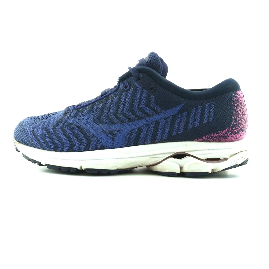 MIZUNO WAVE RIDER WAVEKNIT 3 Ghost 15 Running Shoe