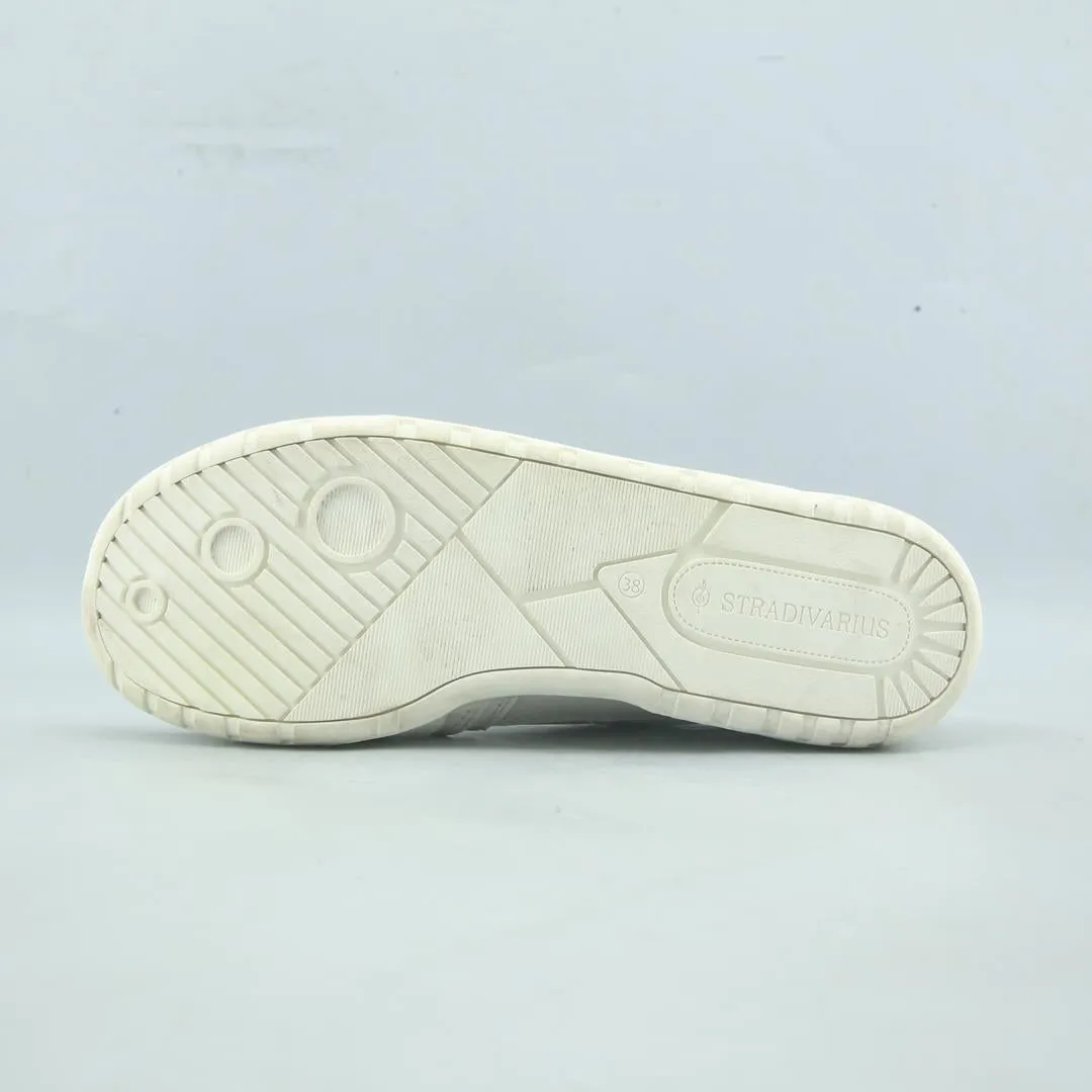 Boys Wide Sneakers STRADIVARIUS .