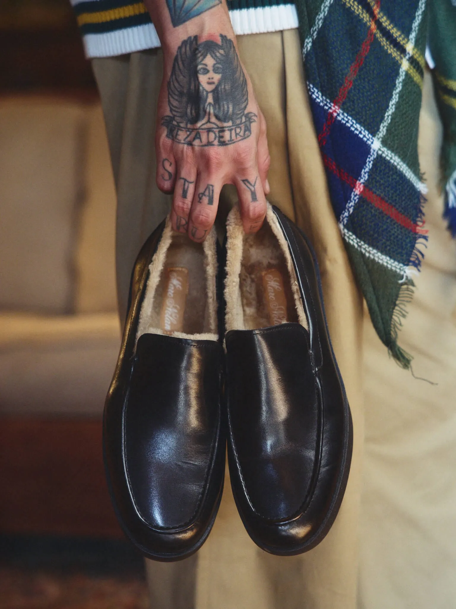 Remy Black Leather and Shearling Loafers Gator Loafers