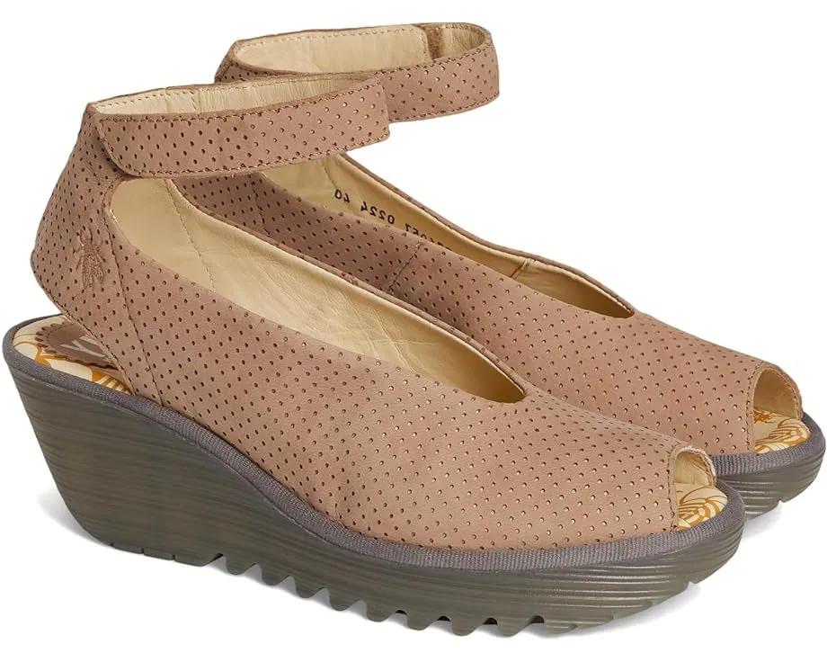 Burberry Sandals FLY LONDON YALA PERF - TAUPE