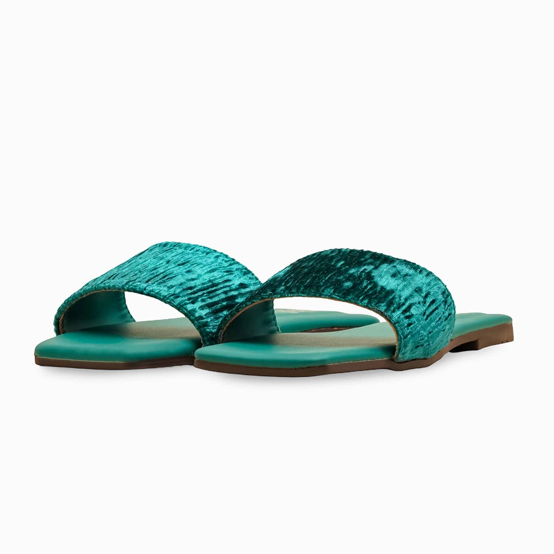 Green Casual Slipper For Women CL2127 Feet In Flat Shoes