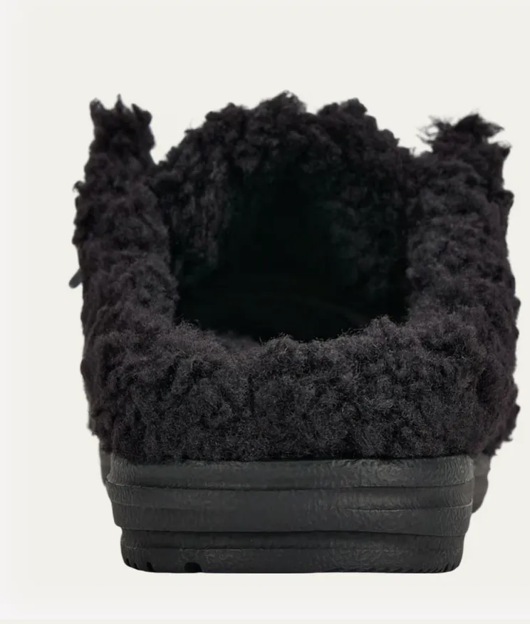 Bare Feet Slippers Hey Dude Wally Slipper