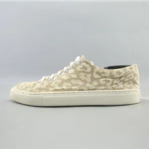 J.CREW . Sneakers Restaurant Winooski Vt