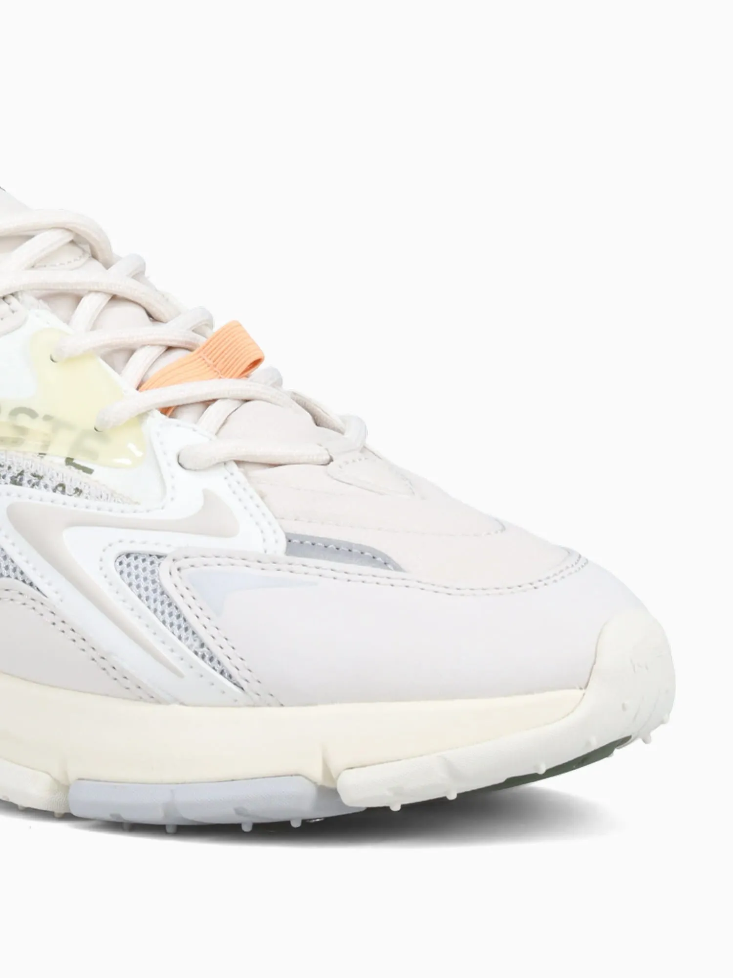 L003 Neo Tech Offwhite Offwhite textile Closed Shoes