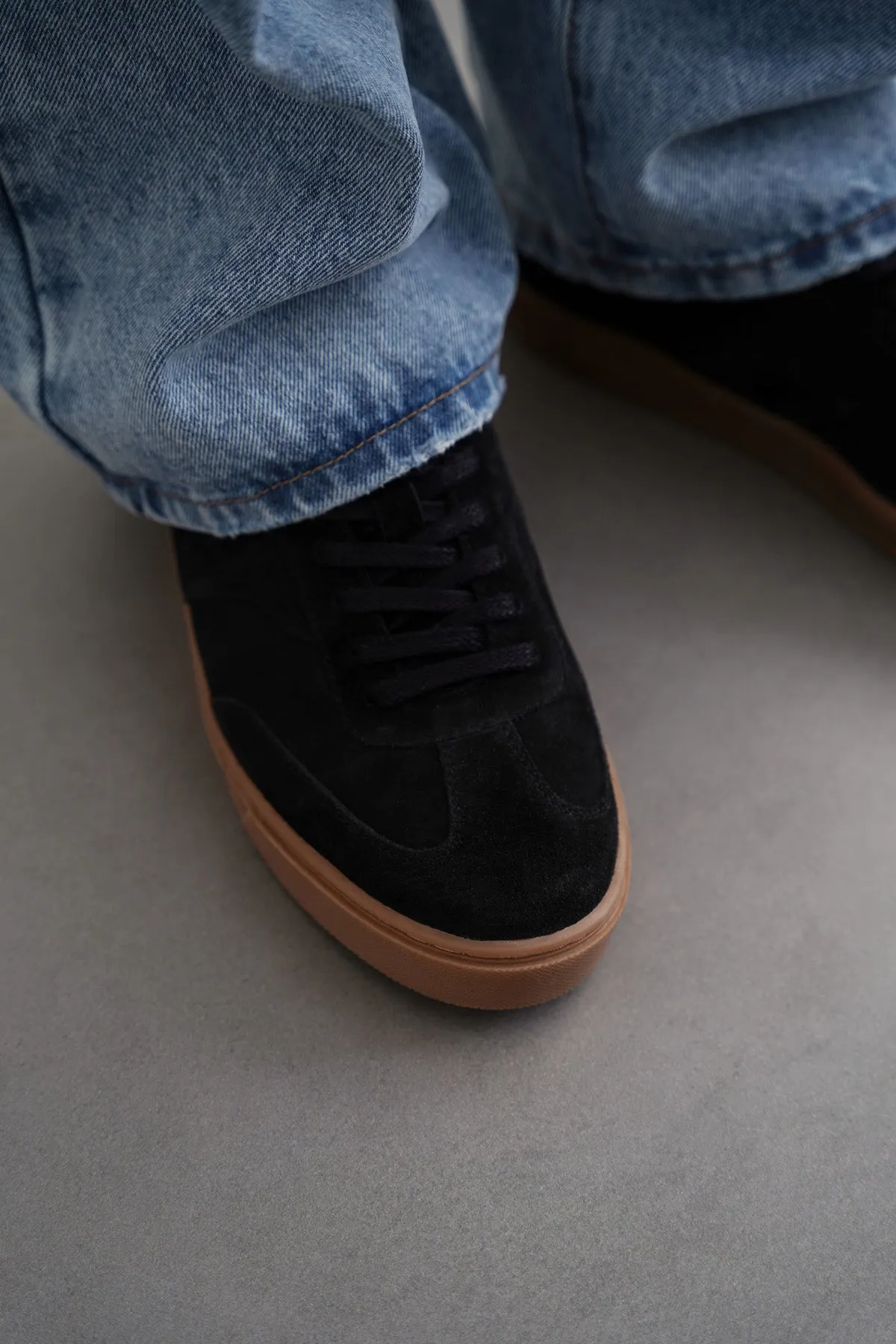 LACE-UP LEATHER SNEAKERS Sneakers Trigreca