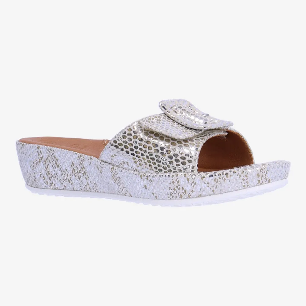 Comfortable Strappy Sandals L'AMOUR DES PIEDS CALLYE - SILVER SNAKE MULTI