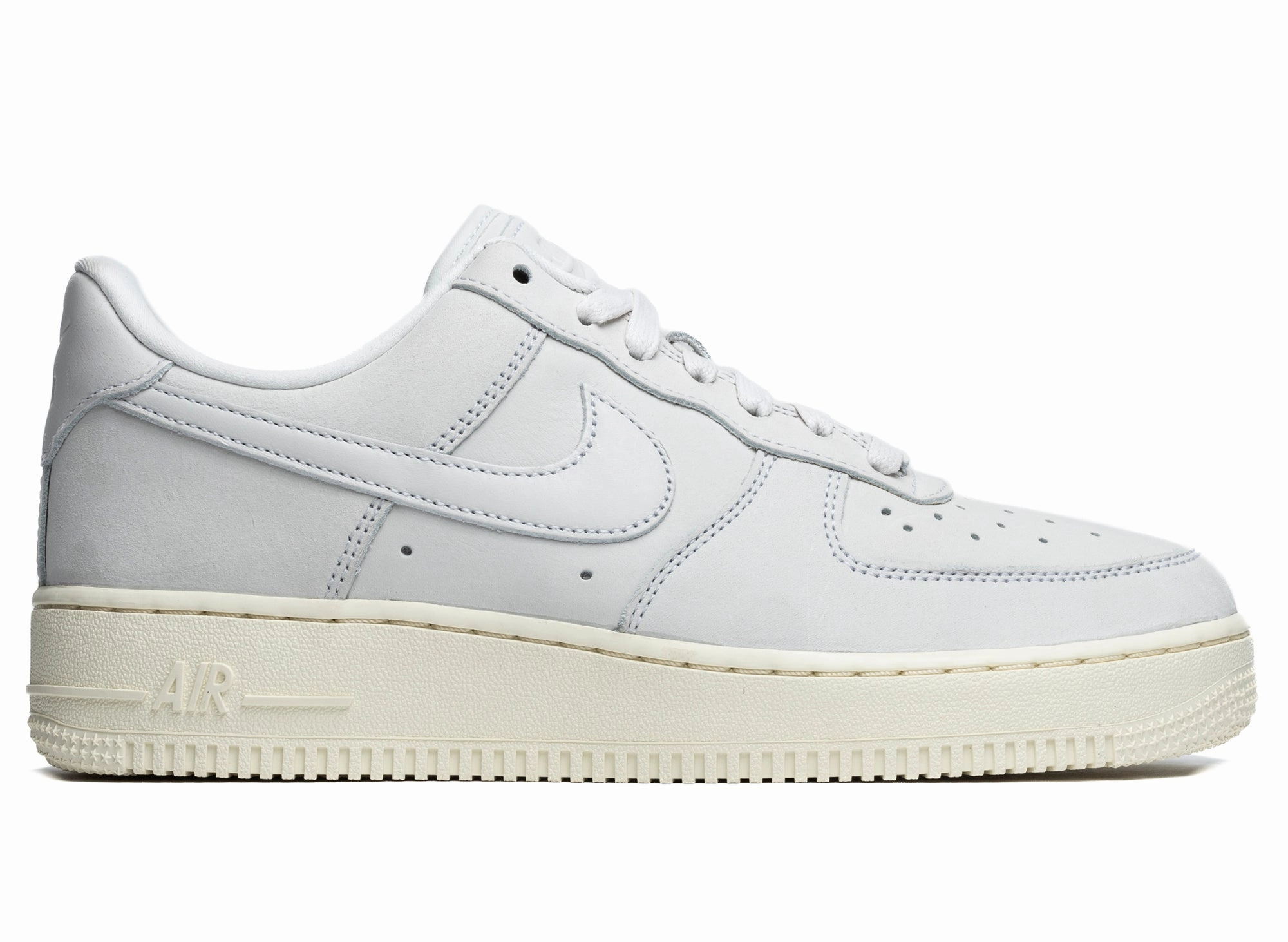 Longhorn Nike Shoes Women's Nike Air Force 1 Premium in Summit White
