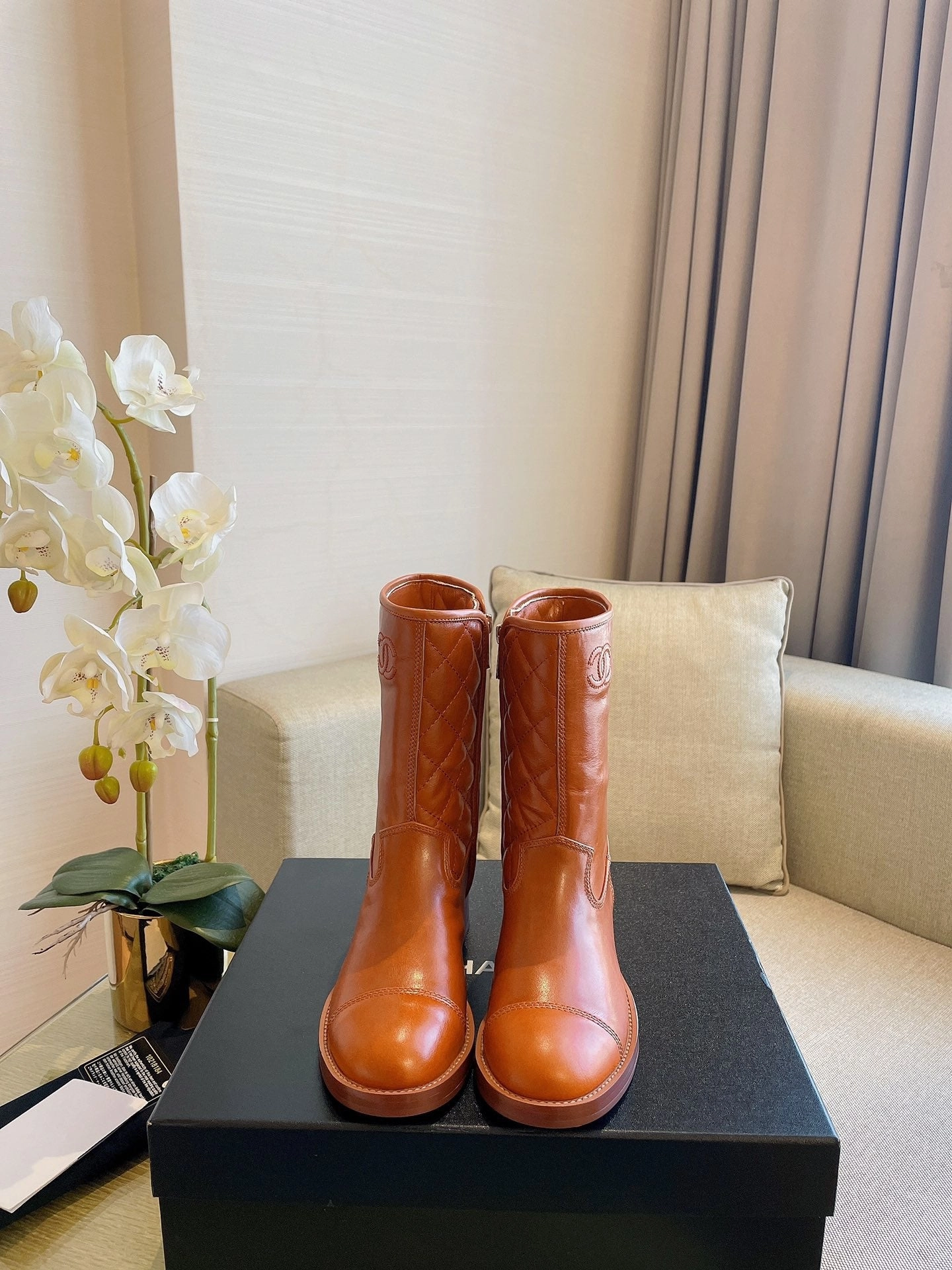 White Boots Cowgirl SE758  Size 5-9   Material: Cowhide  Lining: Sheep skin Sole: Italian leather