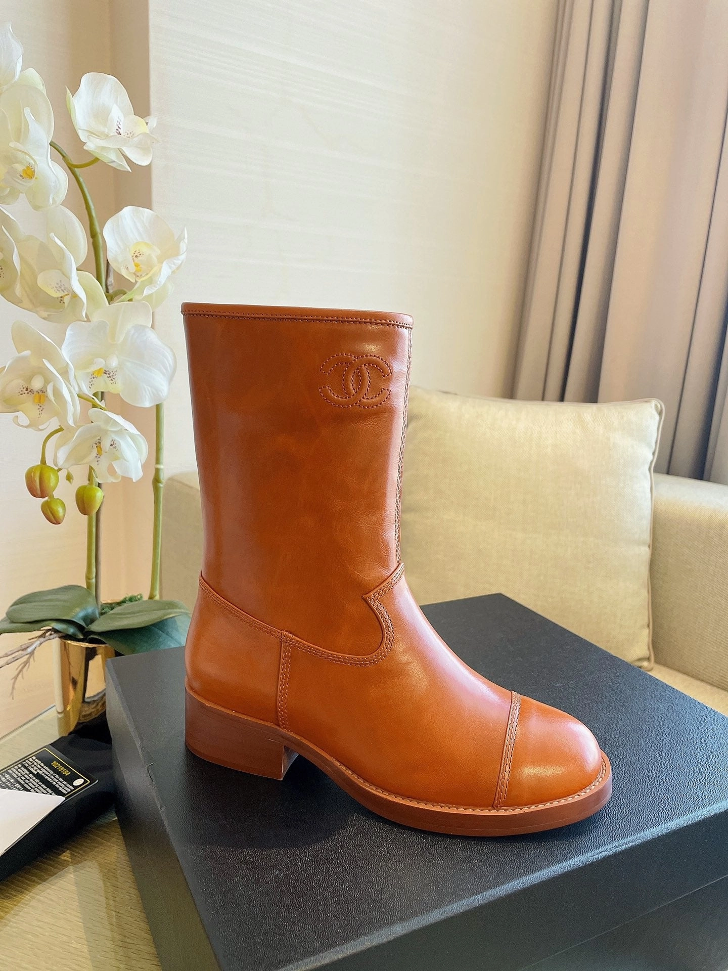 Water Proof Cowboy Boots SE758  Size 5-9   Material: Cowhide  Lining: Sheep skin Sole: Italian leather