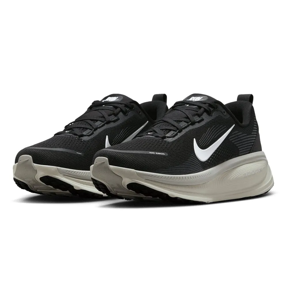 Nike Men's Vomero 18 Nike Running Shoes In Wide