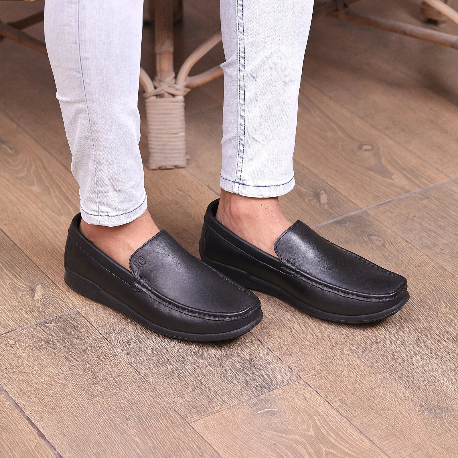 Dress Shoes Size 11.5 M-DC-0200010-Men Comfortable Moccs