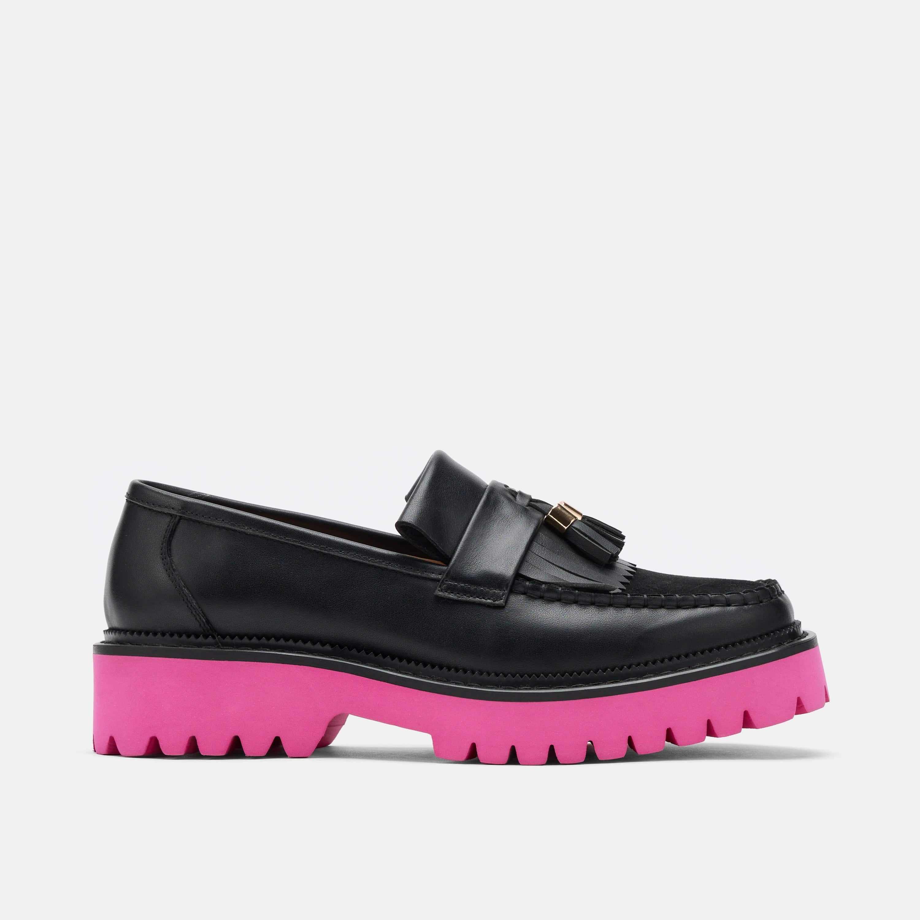 Horse Bit Loafers Ms. Journey Black/Pink Leather Lug Tassel Loafer