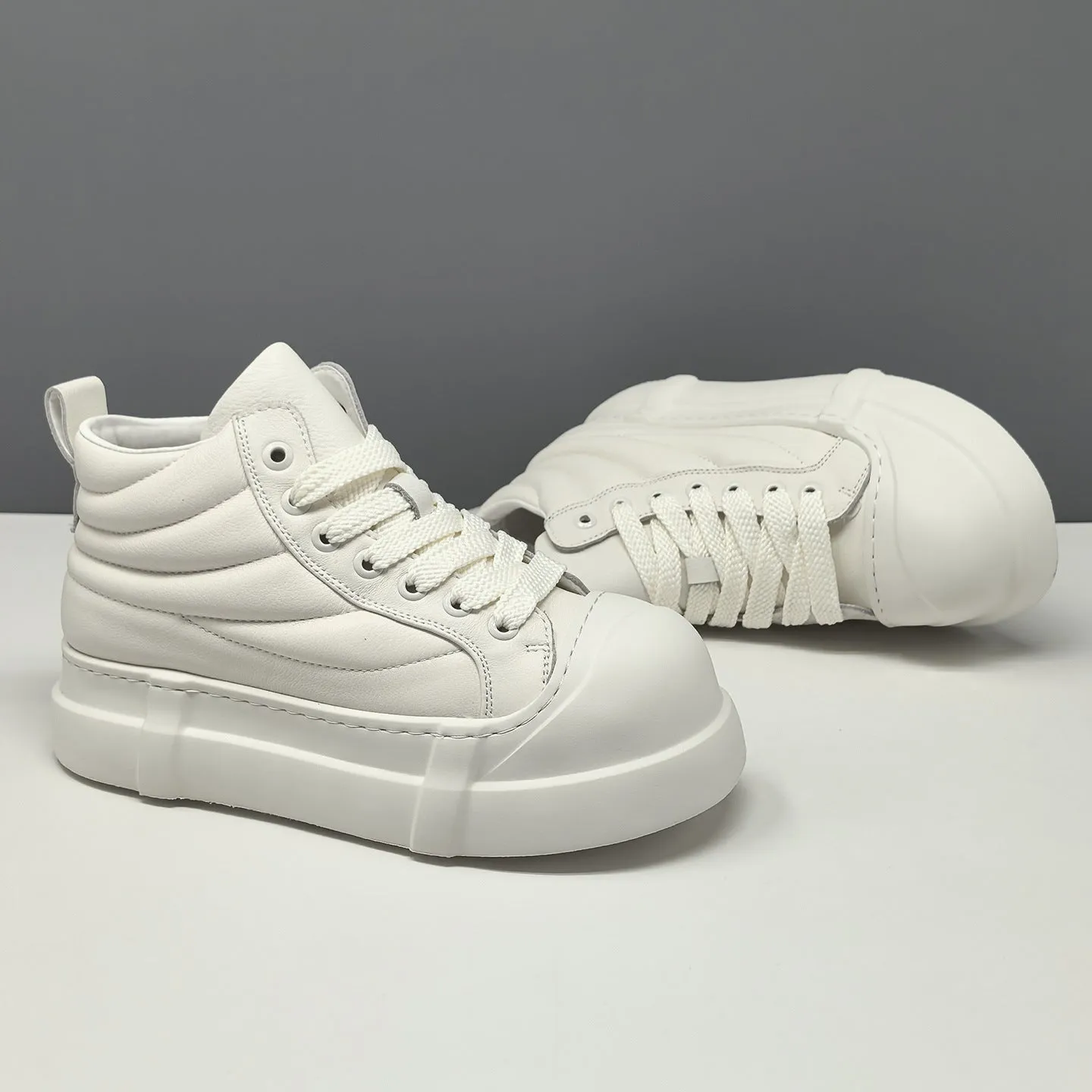 Men's Minimalist Plain Quilted Leather High Top Casual Shoes Gym Casual Shoes