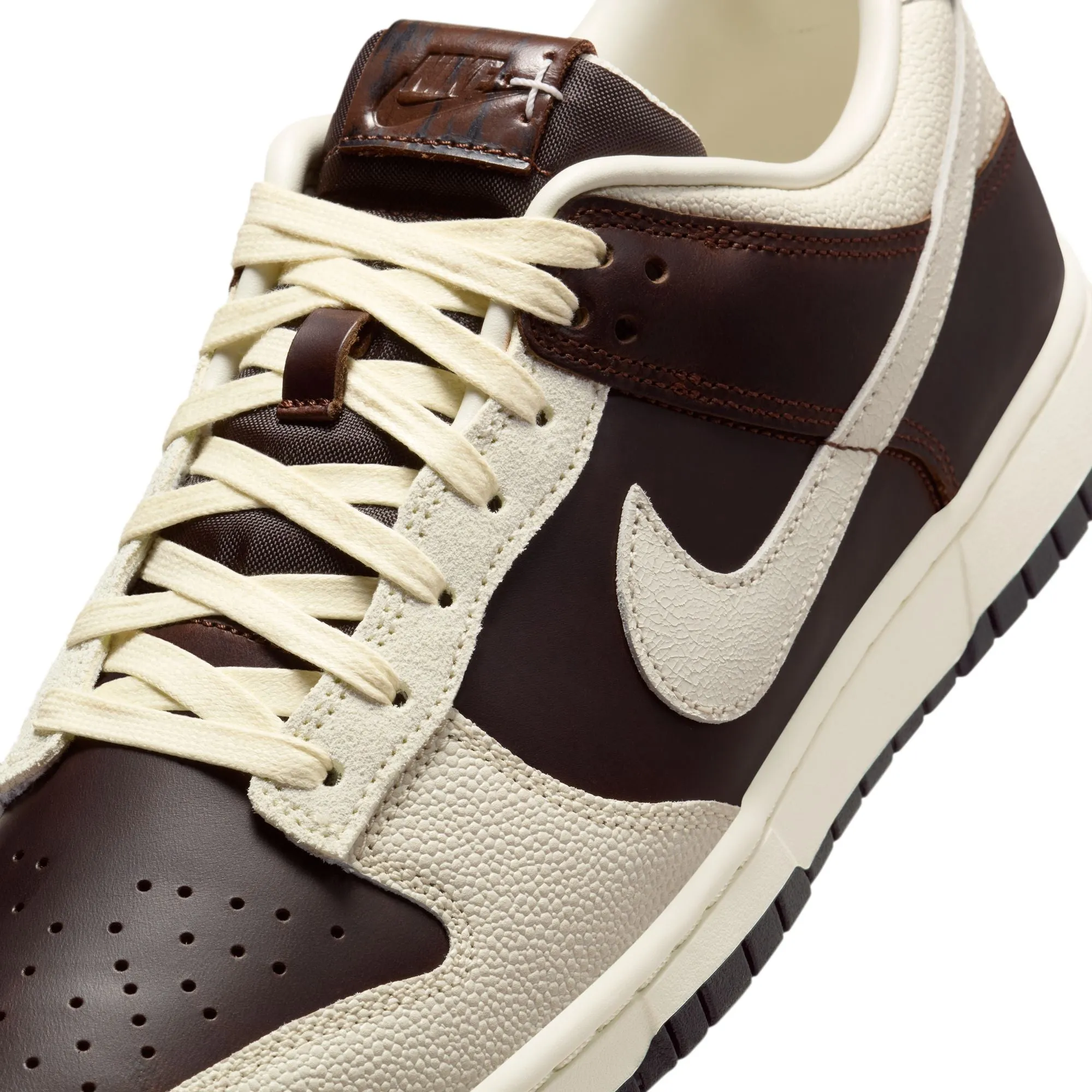 Nike Air Zoom Vomero Shoes Nike Dunk Low Retro Men's Shoes Color: Fauna Brown/soft Pearl-soft Pearl-black IH7333-200