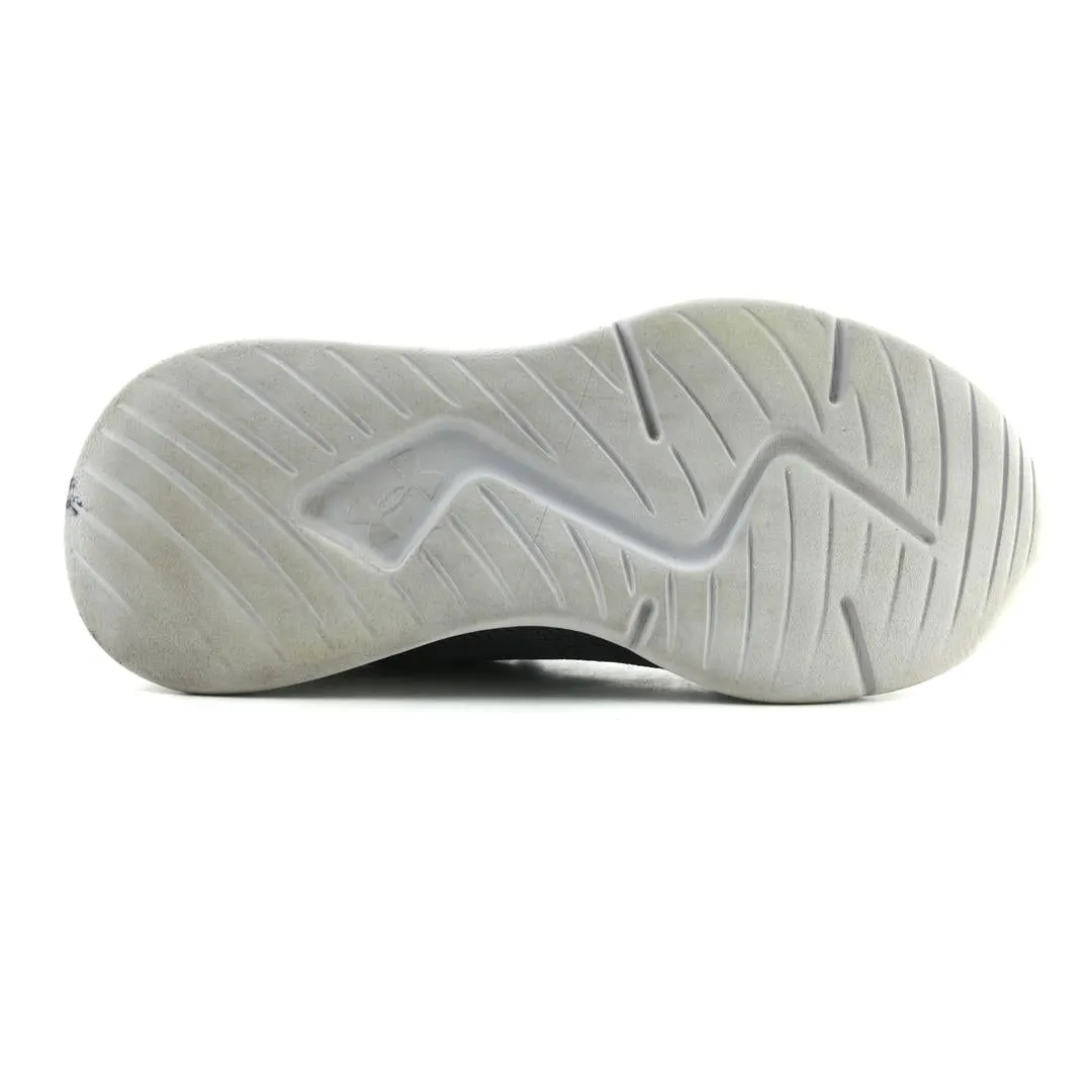 Running On Cloud Shoes UNDER ARMOUR ESSENTIAL GS