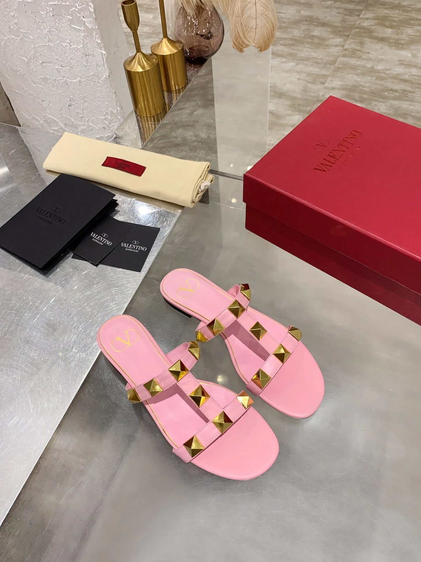 Sandals Ochi Jamaica SE517  Size 5-11