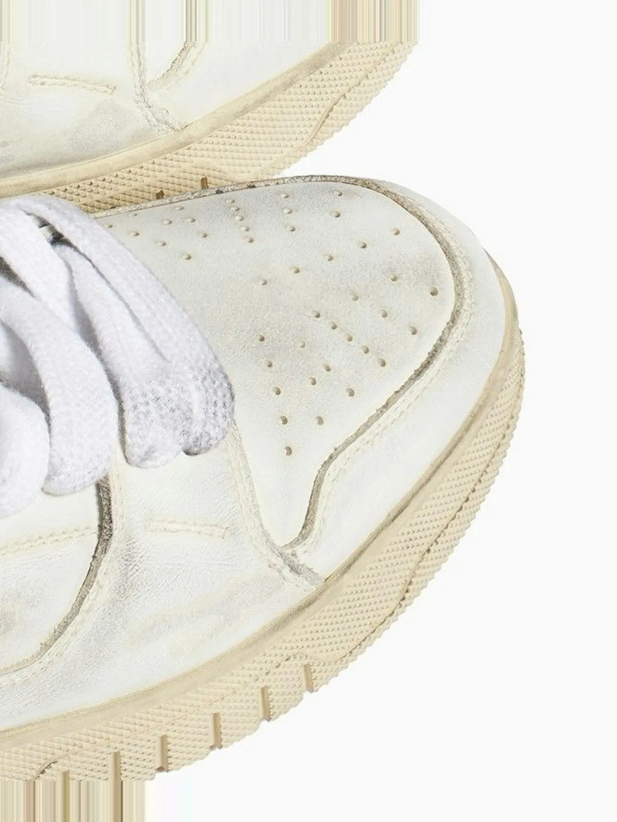 VINTAGE DIRTY WHITE SNEAKERS Barkley Sneakers