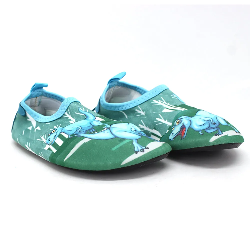 Ruby Slippers Image Kid's Boy Diansor Print Water Shoes,Green