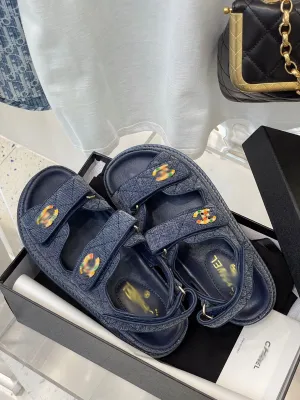 SE598  Size 5-9 Sandals Tommy Hilfiger