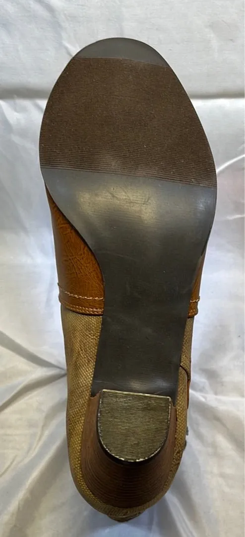 Beige Suede Boots Gabriella Rocha  Women's  Macaria   Ankle Boot size 11M