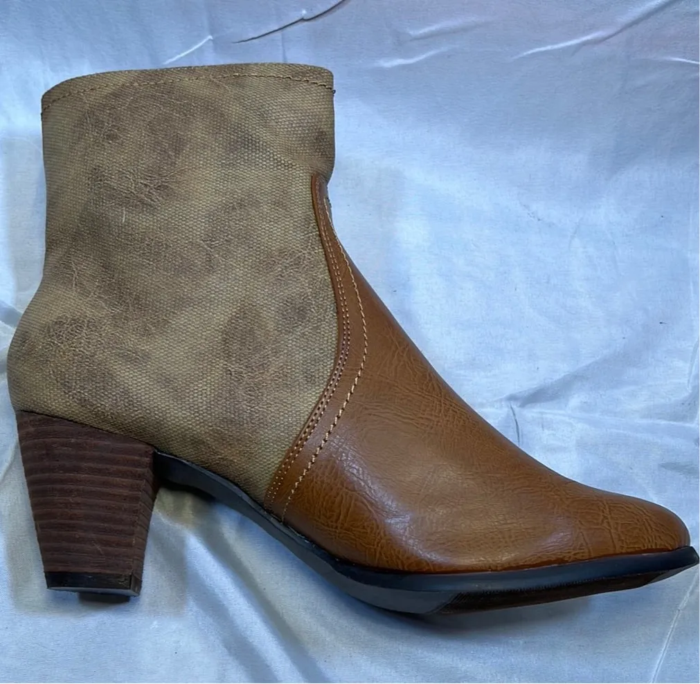 Aldo Platform Boots Gabriella Rocha  Women's  Macaria   Ankle Boot size 11M