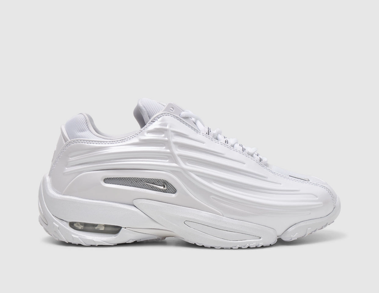 Nike NOCTA Hot Step 2 White / Chrome - University Gold Nike Running Cross Country Shoes