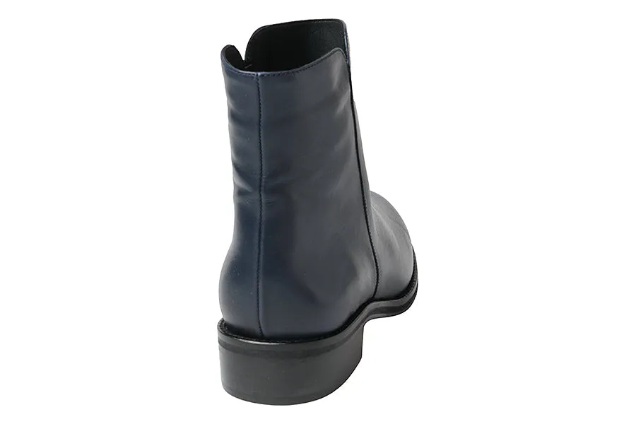 PIE FERMINA NAVY Boots And Shorts