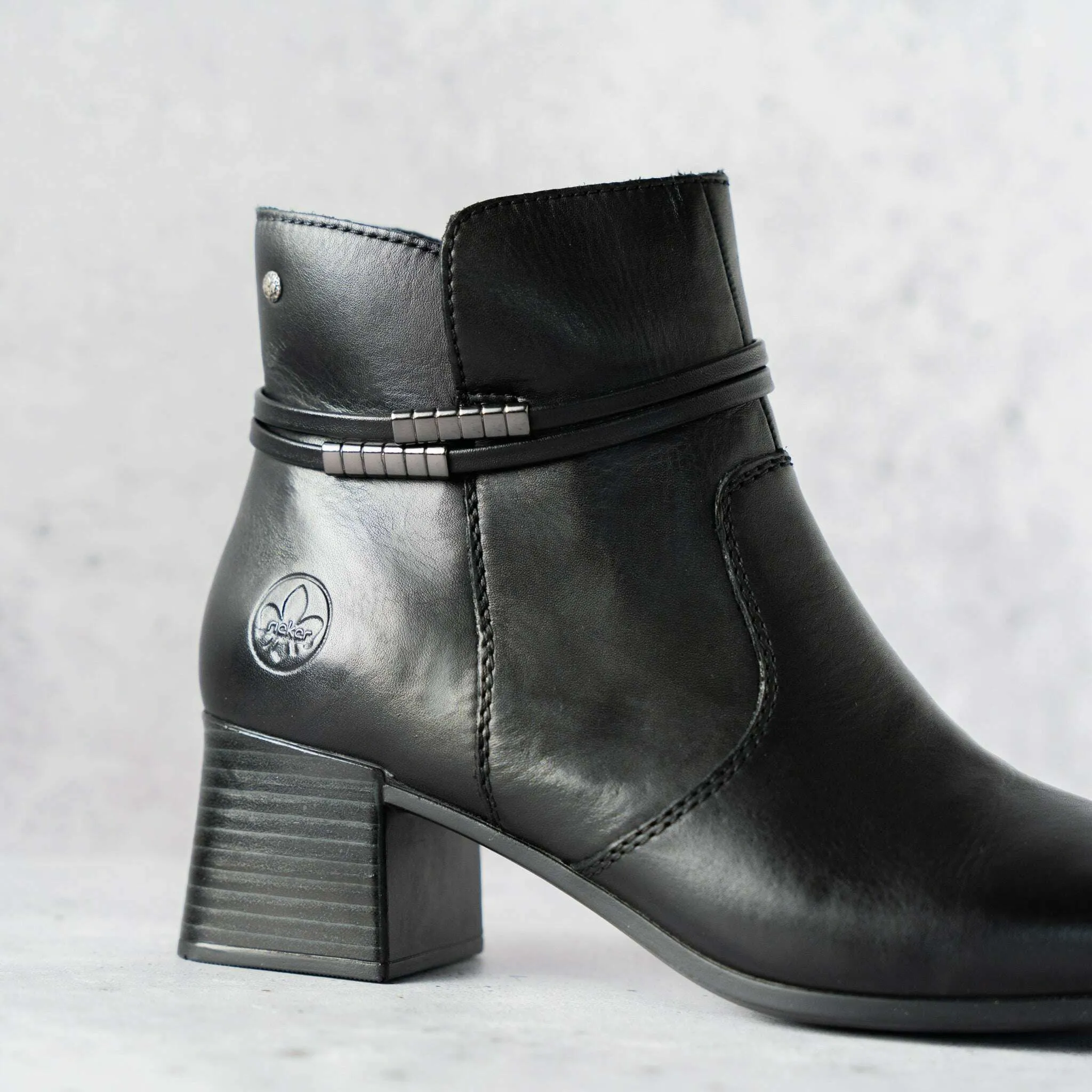 Wonder Woman Boots Rieker - 70973-00