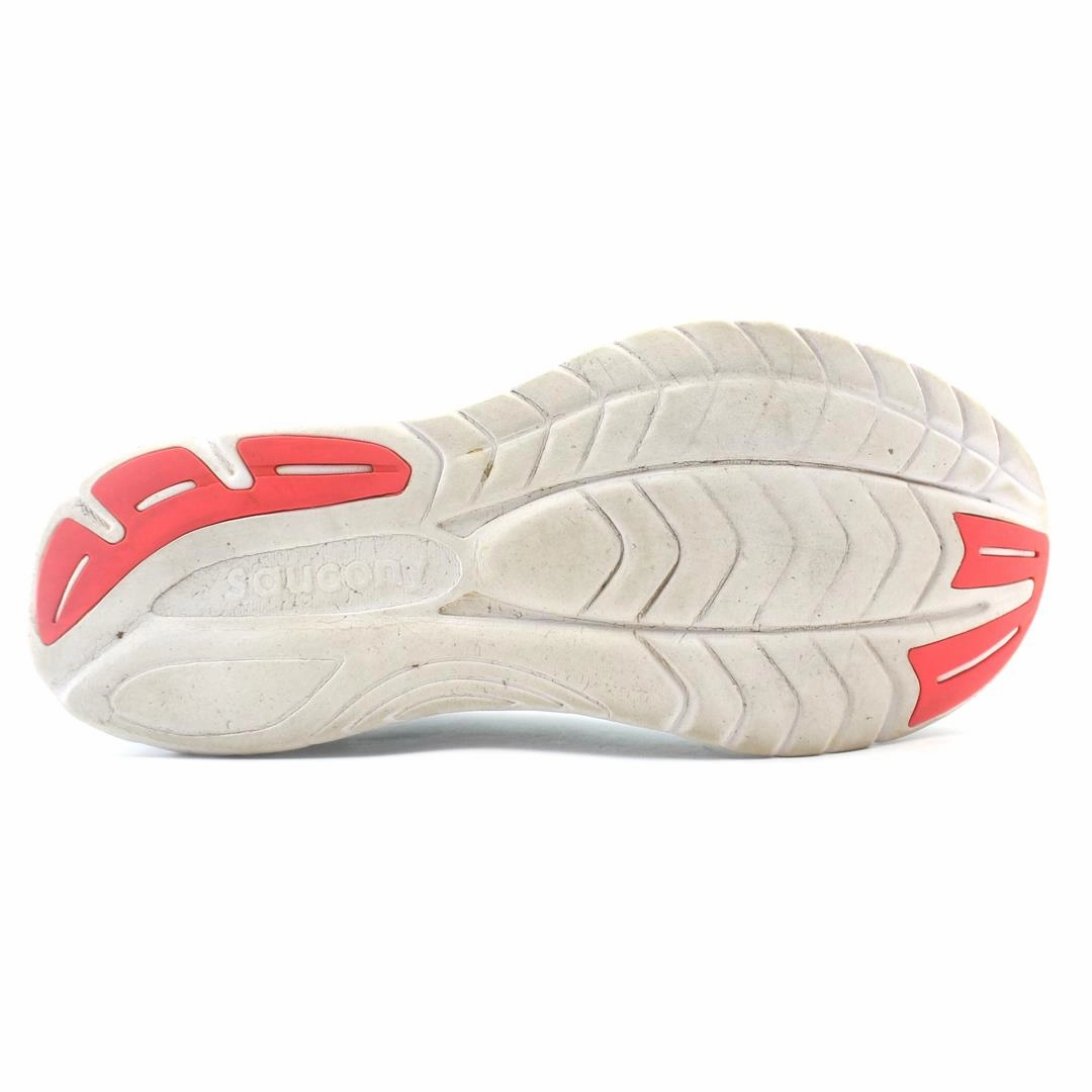 SAUCONY KINVARA 11 Trey 5 X Basketball Shoes