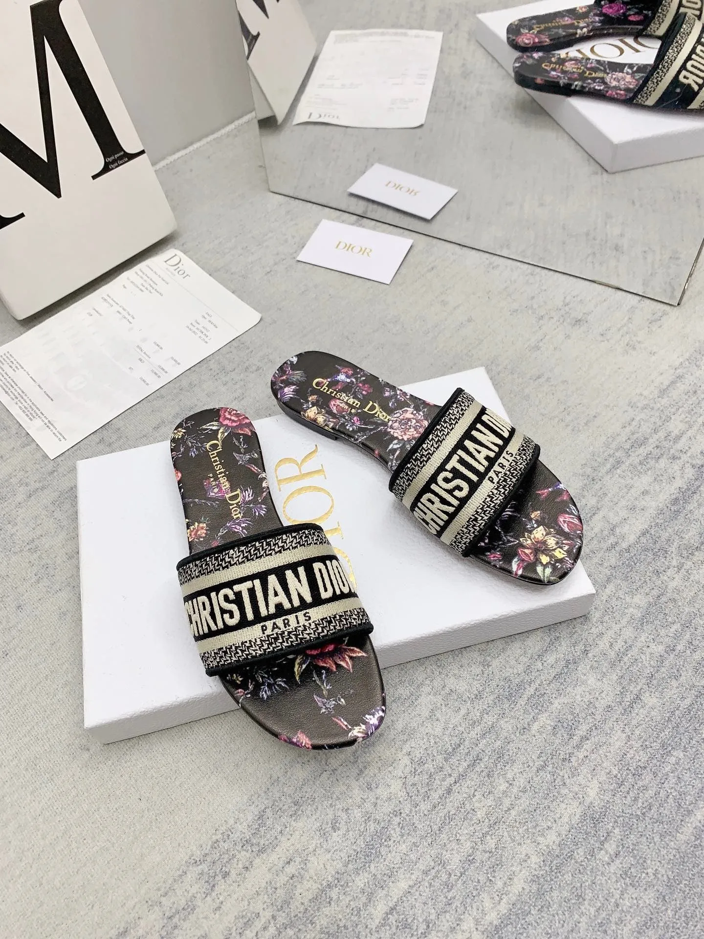 Globe Slippers SE1017 Dway Slide / Size5-11