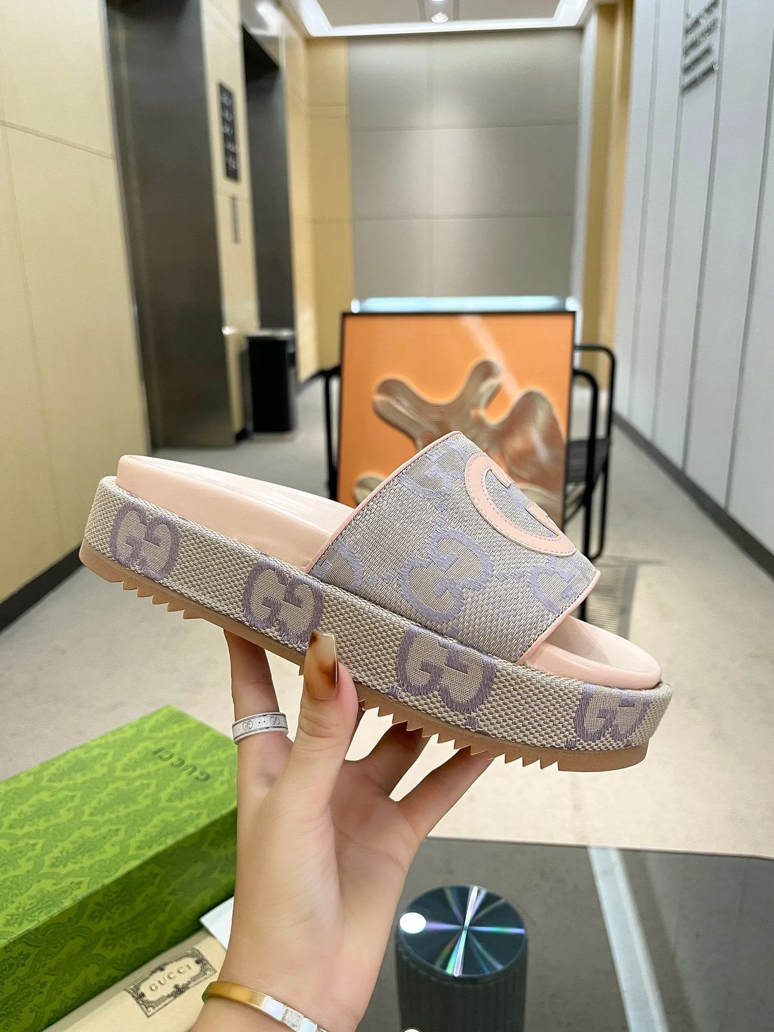 SE1127 Women's Jumbo GG Platfor Slide Sandal / Size5-12 Sandals Jamaica Ochi Beach Resort