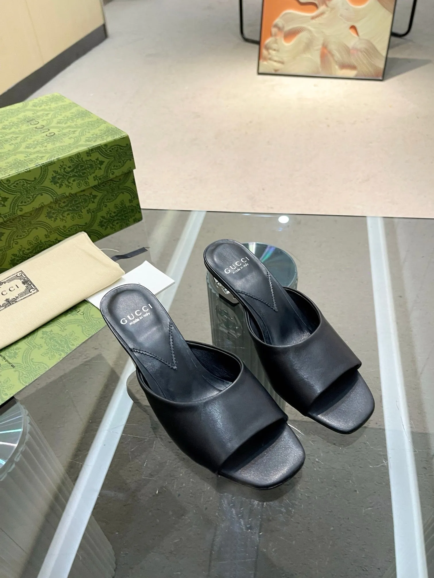 Dawgs Sandals SE1323 Women's Interlocking G Heel Sandal /  Size5-10