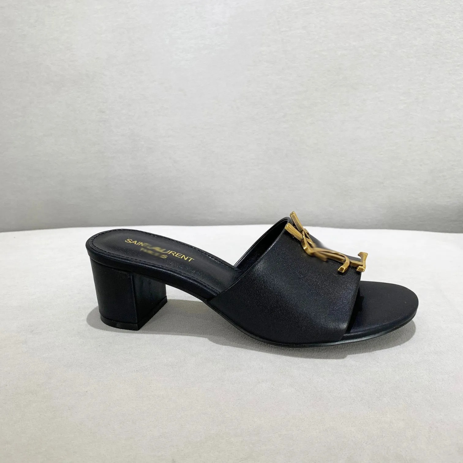 SE491 Size 5-12  Heels:5cm