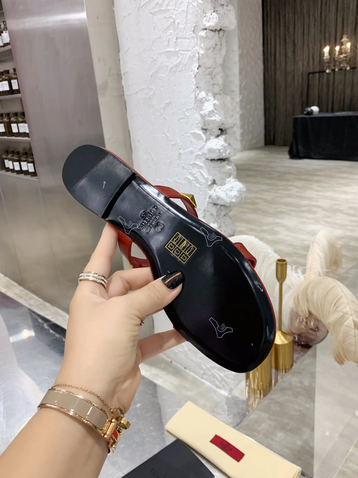 SE519  Size 5-11 Earth And Spirit Sandals