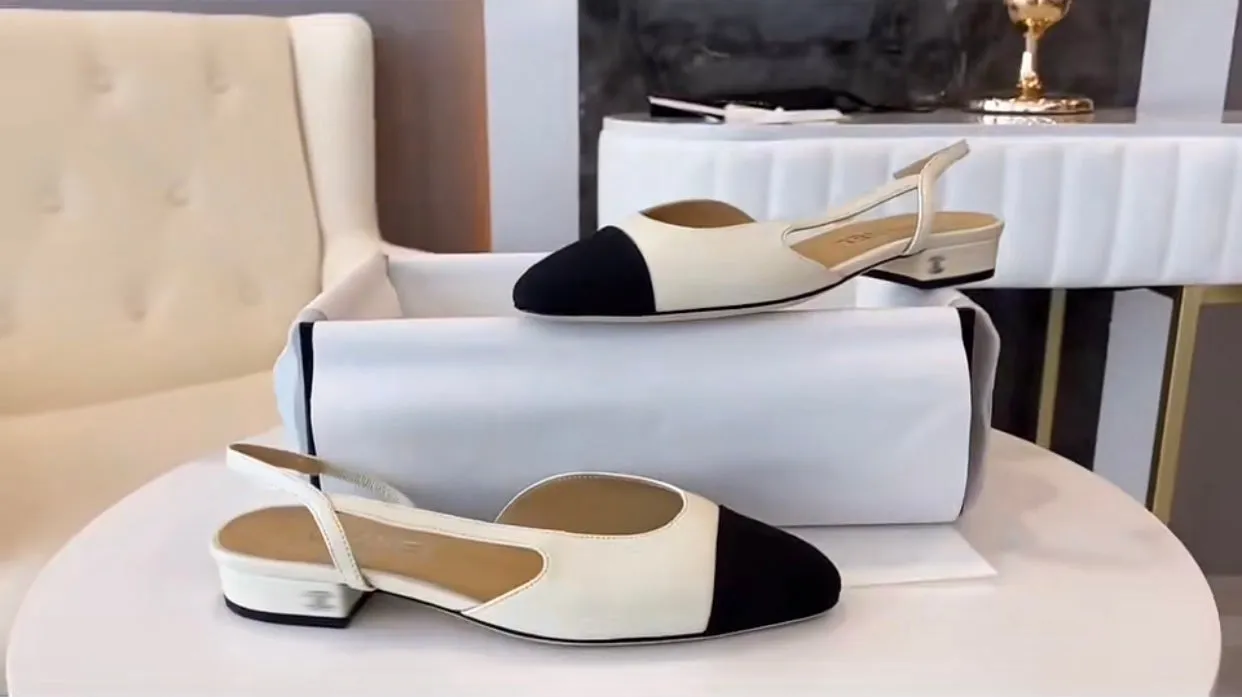 SE525  Size 4-11 Sandals With Stones