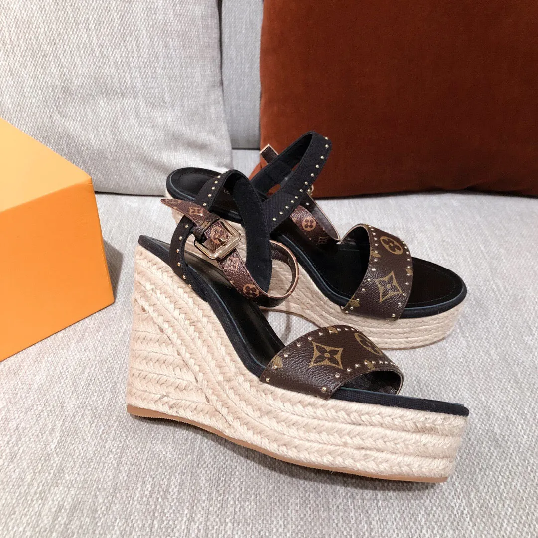 SE535  Size4-11 Givenchy Sandals