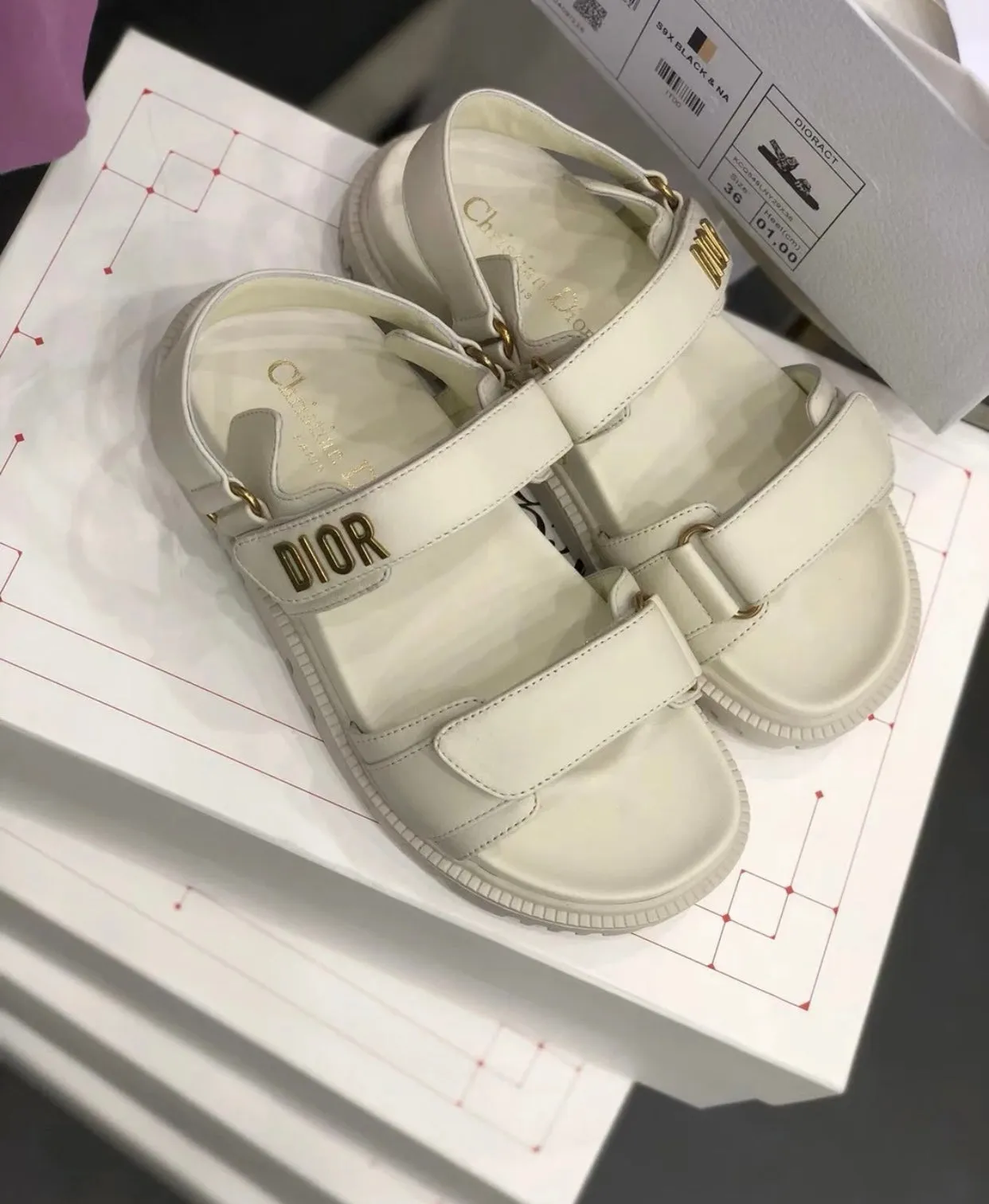 SE597  Size 5-10 Comfortable Sandals Stylish