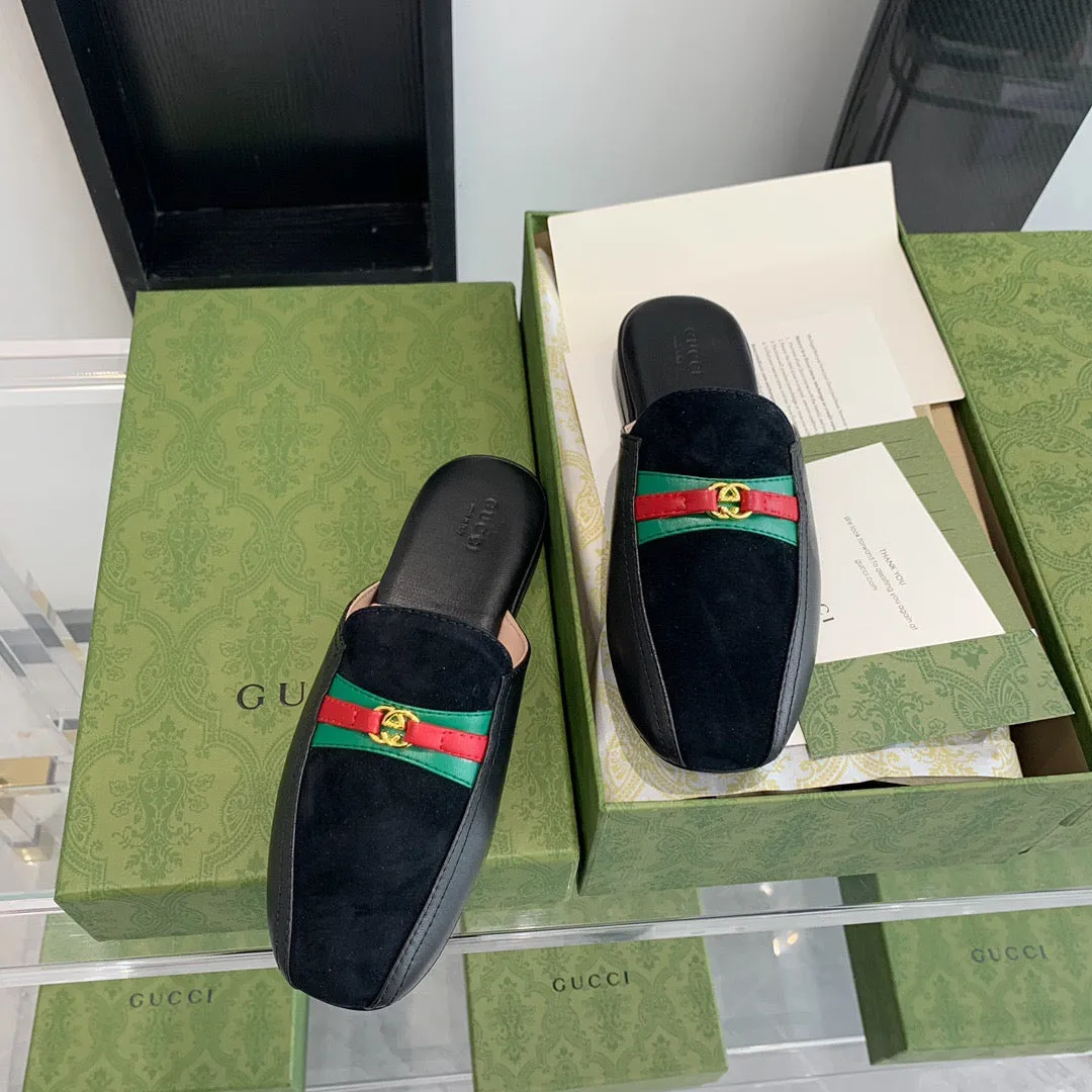 Zermatt Shearling Slippers SE624 Size 5-9    Material: Cowhide  Lining: Sheep skin Sole: Italian leather